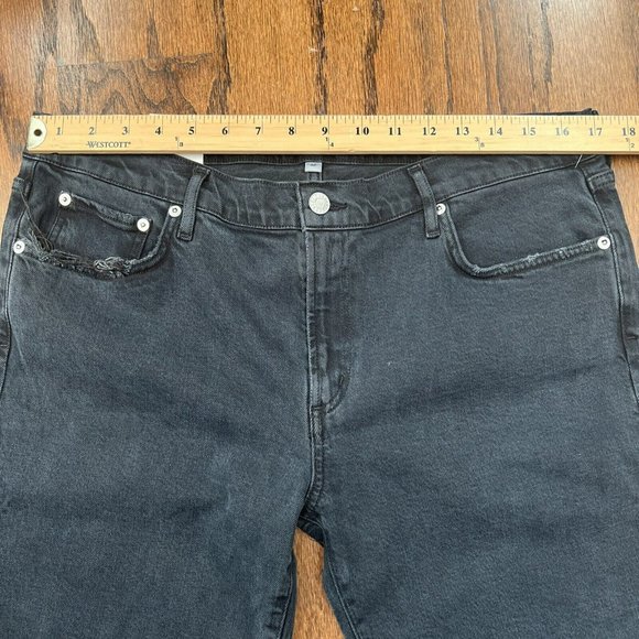 NEW AGOLDE Jeans Toni Mid Rise Straight Leg Raw Hem in Black Feral Wash Size 32 - Picture 11 of 12